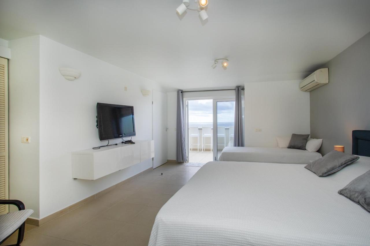 Blue Bay Beach Apartments Экстерьер фото
