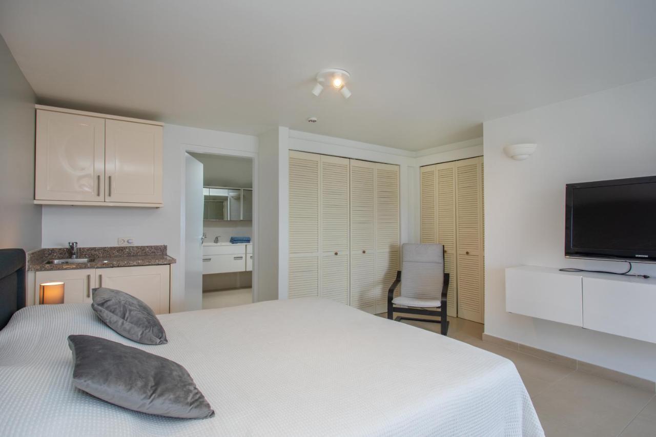 Blue Bay Beach Apartments Экстерьер фото